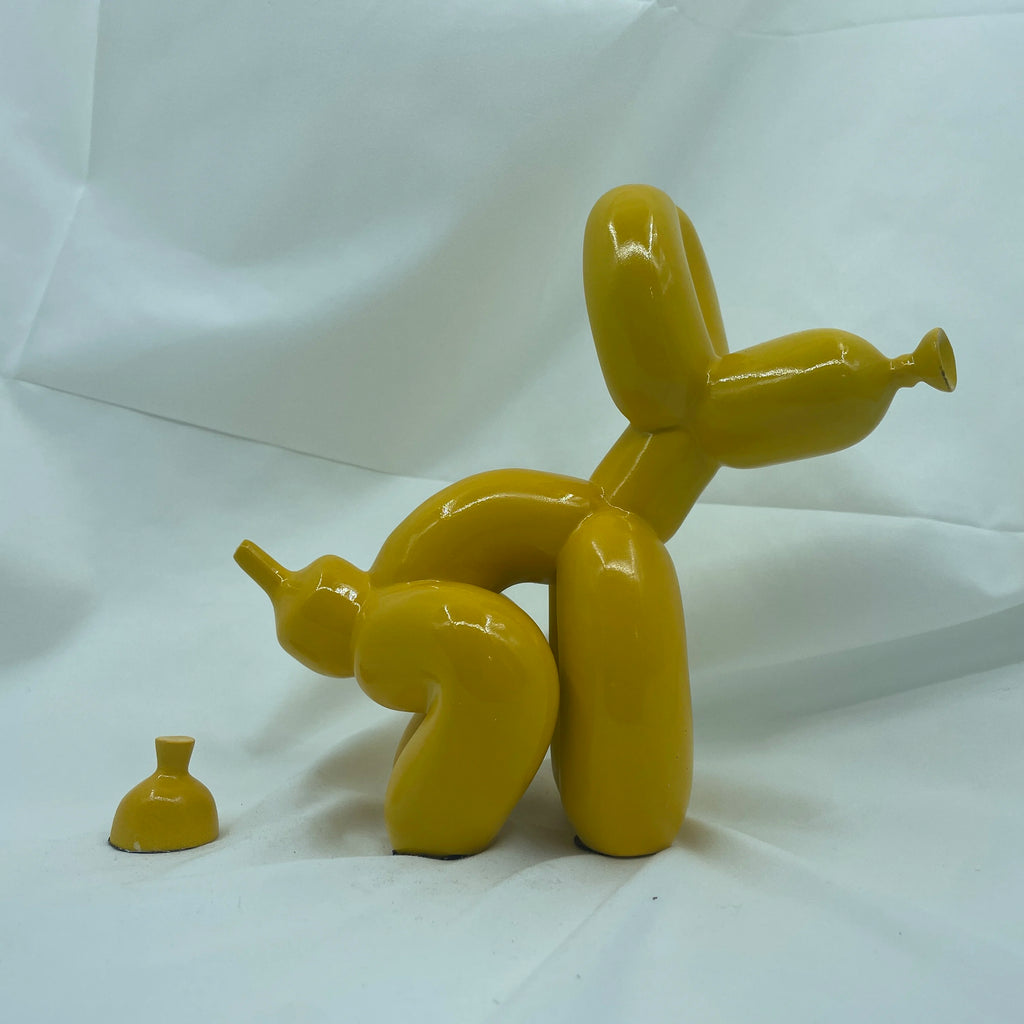 Pooping Dog Sculpture ，Tiny Figurines Home  Cute Novelty Gift,  Coffee Table Decoration