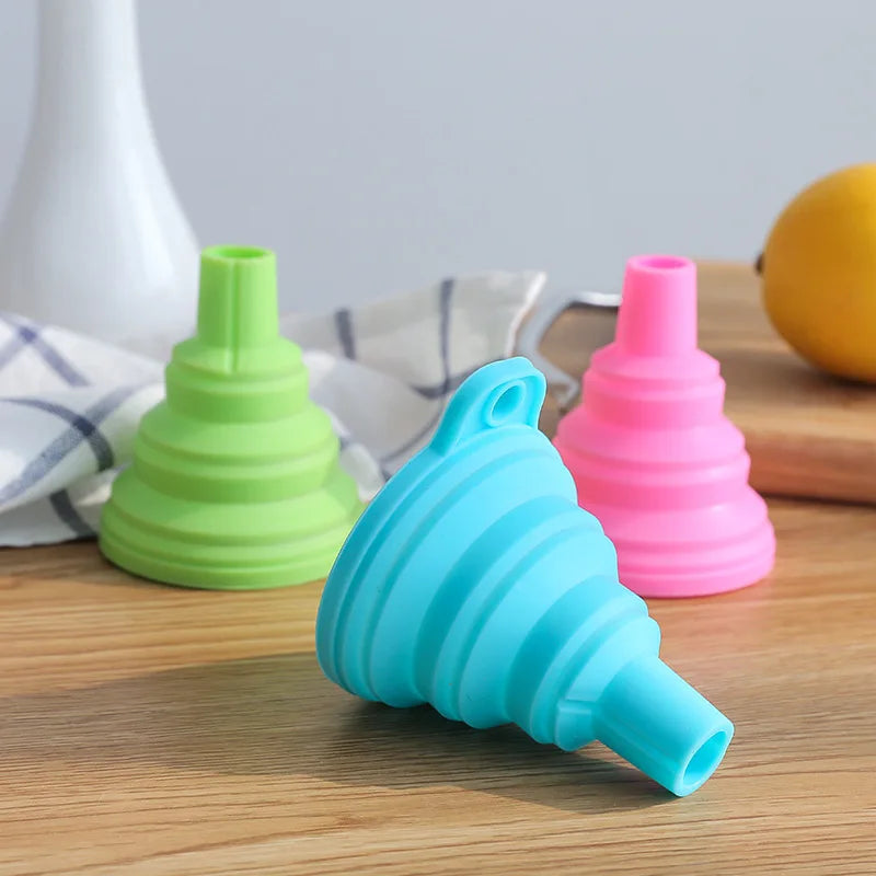 Kitchen Funnel Set, Kitchen Gadget Accessories Foldable Silicone Foldable Funnel for Filling Water Bottles With Liquid Transfer