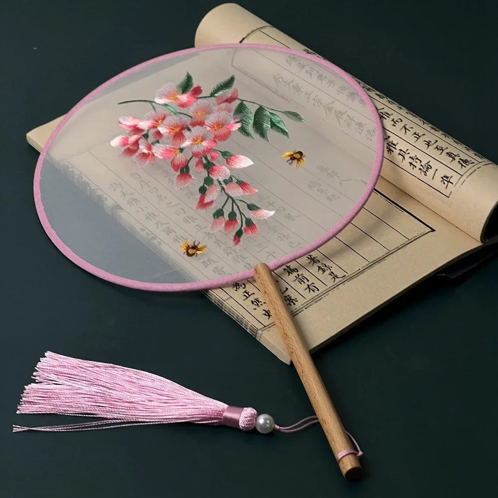 Chinese Ancient Style Round Fan Silk Embroidered Cheongsam Fan Dance Performance Photography Props Vintage Home Decor
