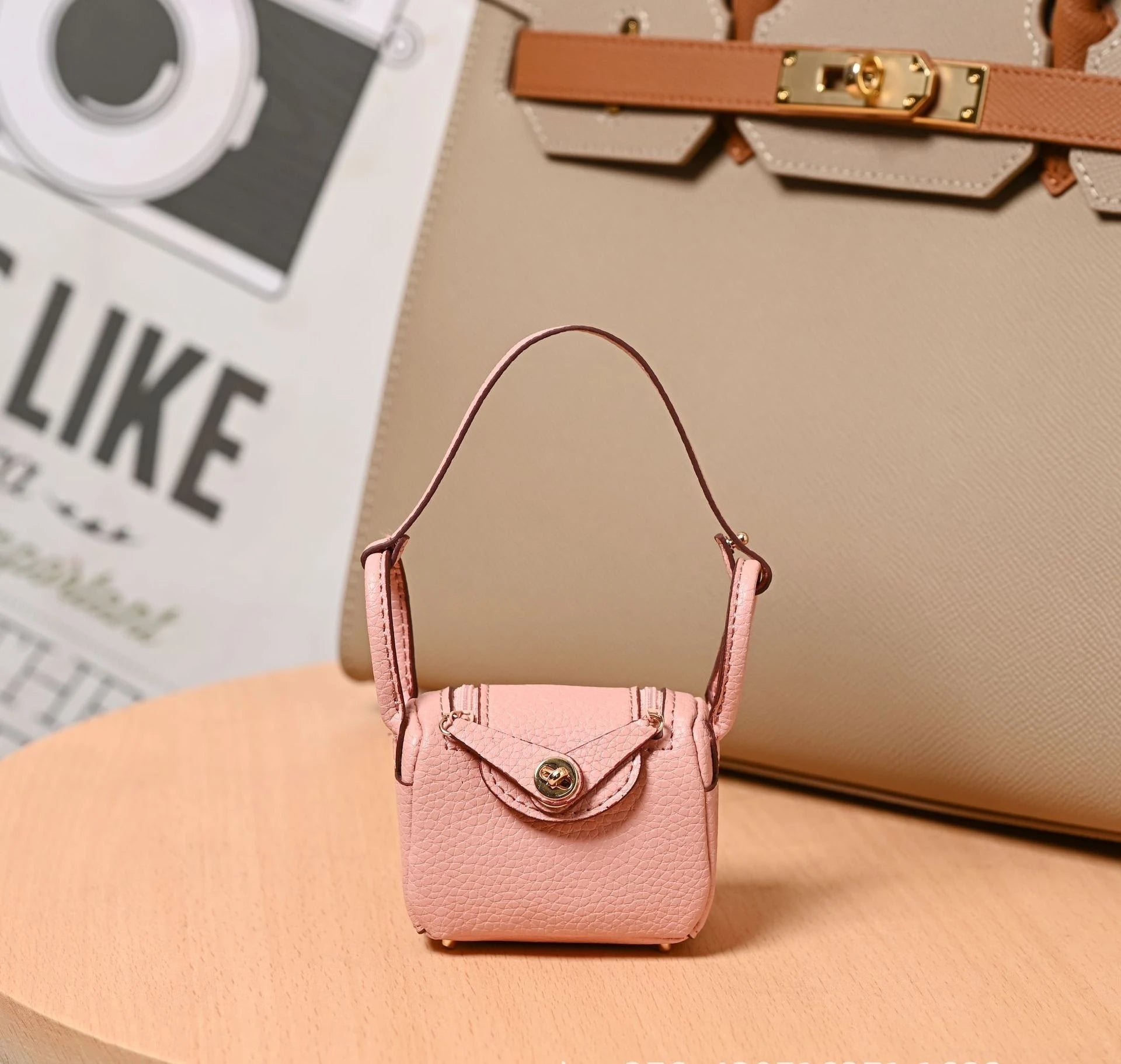 Classic Solid Color Mini Bag Advanced Bluetooth Earphones Storage Bag Change Cart Creative Keychain Decoration Lightweight