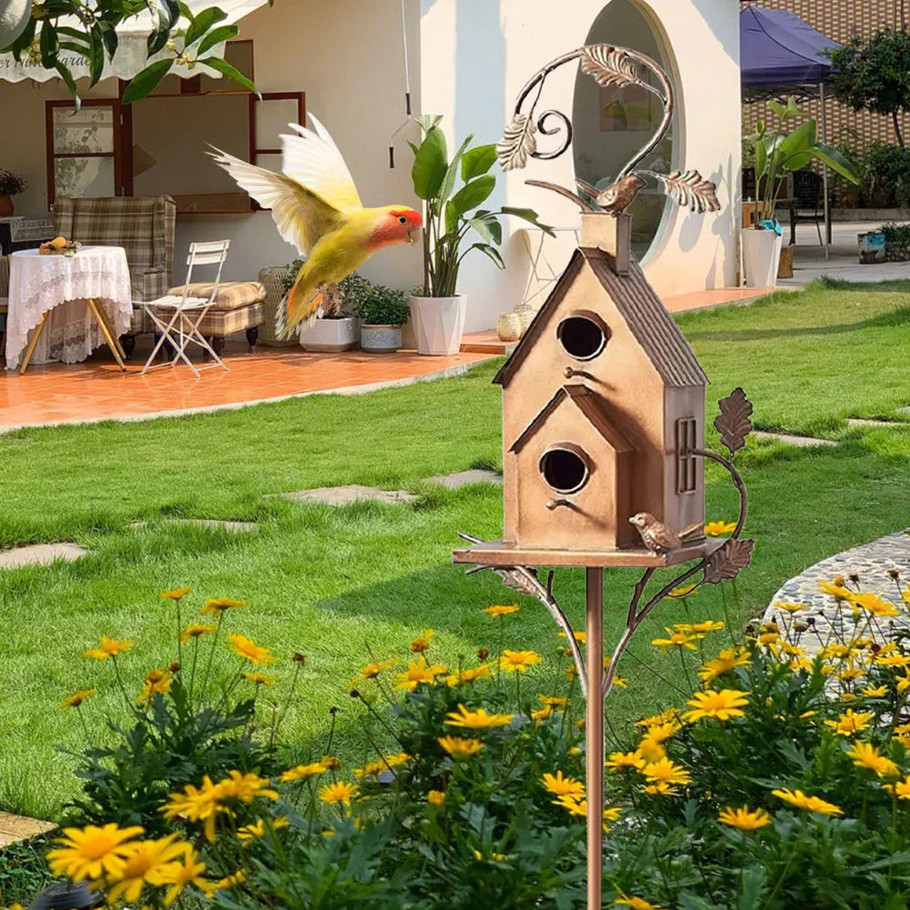 Birdhouse Garden Stakes Garden Outdoor Metal Birdhouse Decoration Metal Birdhouse Stake for Outdoor Garden Yard Decoration