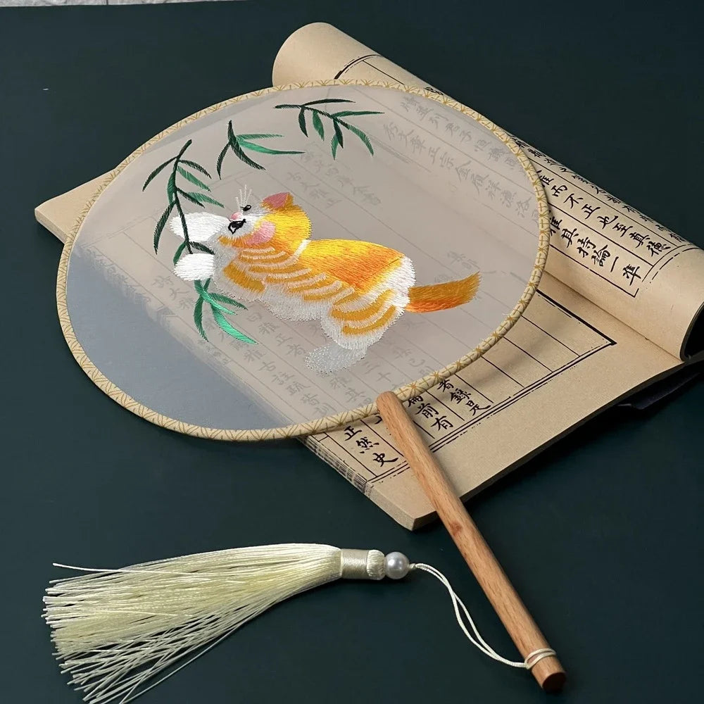 Chinese Ancient Style Round Fan Silk Embroidered Cheongsam Fan Dance Performance Photography Props Vintage Home Decor