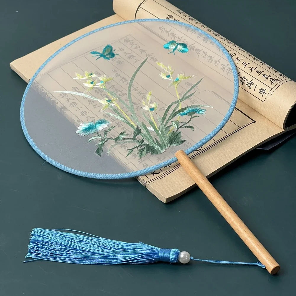 Chinese Ancient Style Round Fan Silk Embroidered Cheongsam Fan Dance Performance Photography Props Vintage Home Decor