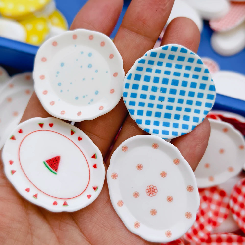 8pcs Miniature Dollhouse Kitchen Dish Plate Tableware for doll Accessories