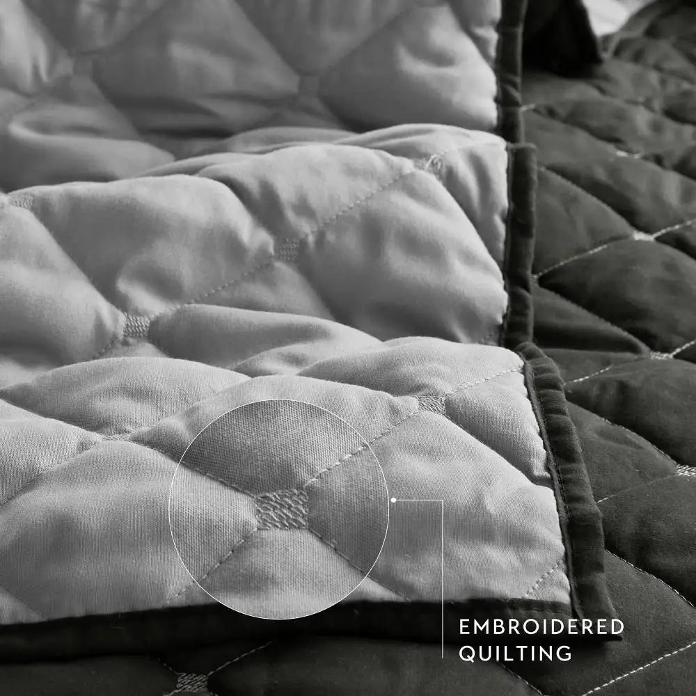 7 Piece Stripe Comforter and Quilt Set-King/Cal King