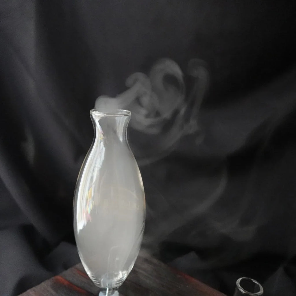Glass Bottle Manual Blowing Design for Aroma Diffuser, Cold Aroma Diffuser, Glass Aroma Diffuser, Atomizing Bottle, Essential