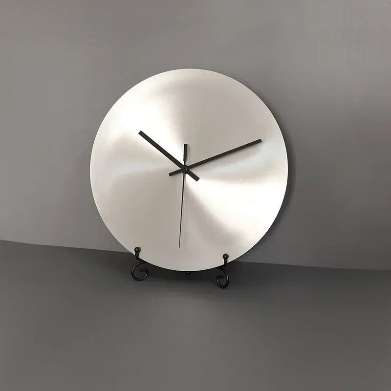 Nordic Minimalist Industrial Style Silver Living Room Clock Without Digital Decoration Clock Modern Circular Clock Decoration