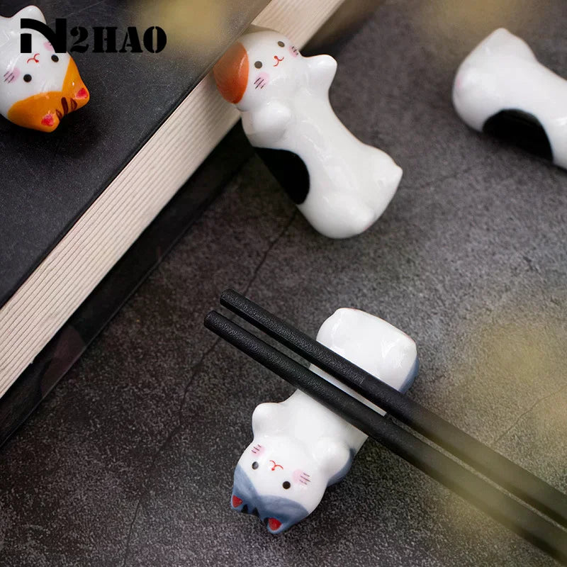 Cute Ceramic Japanese Groceries Crafts Kittens Ceramic Chopstick Racks Household Trinkets Kittens Rich Cat Lucky Cat