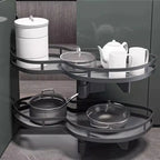 Kitchen corner rotation, small-sized monster flying saucer