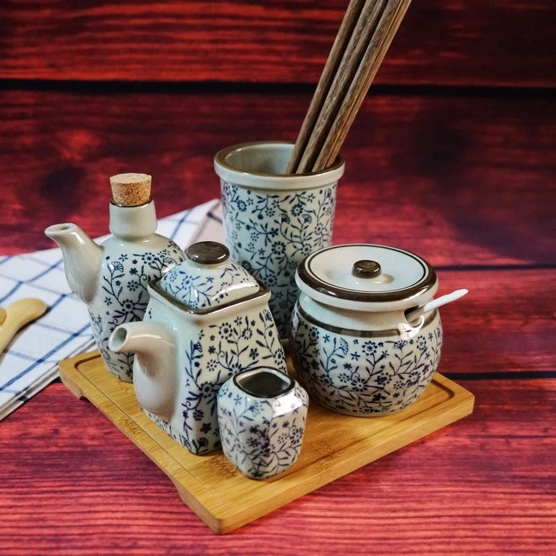 Modern Kitchen Condiment Storage Set Household Chopstick Holder Unique Oil Dispenser Dining Table Organization