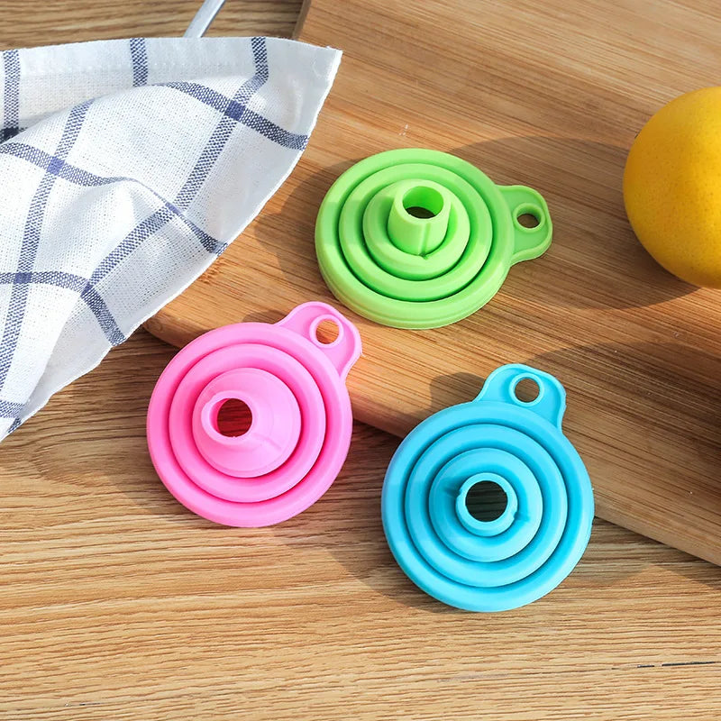 Kitchen Funnel Set, Kitchen Gadget Accessories Foldable Silicone Foldable Funnel for Filling Water Bottles With Liquid Transfer