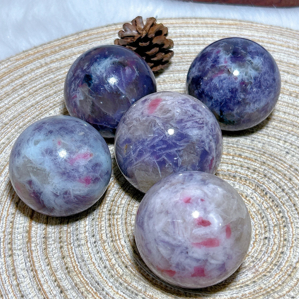 Healing Natural Crystals Unicorn Stone Pink Tourmaline Sphere Polished Gemstones Ball Home Decorations Room Decor Gift