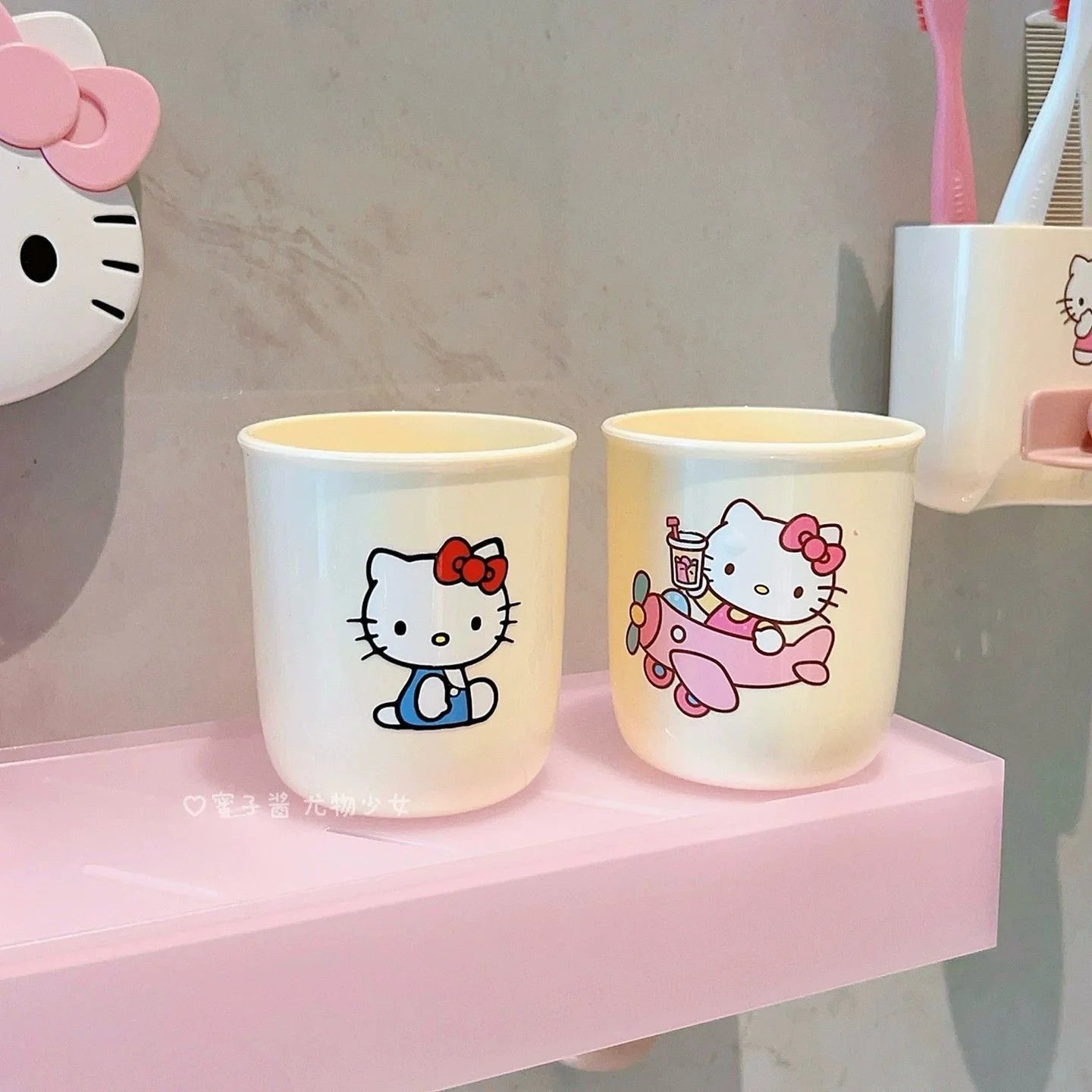Kawaii HelloKitty Bathroom Storage Set, Toiletries Storage Rack, Toothbrush Cup