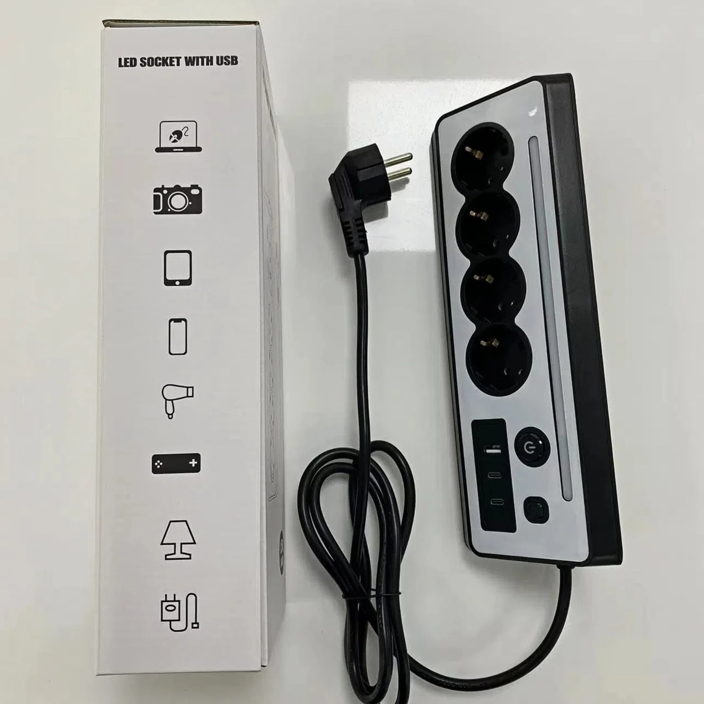 7-in-1 wall-mounted socket with night light, USB-A/C fast charging, 1.5-meter extension cable suitable for home bedrooms