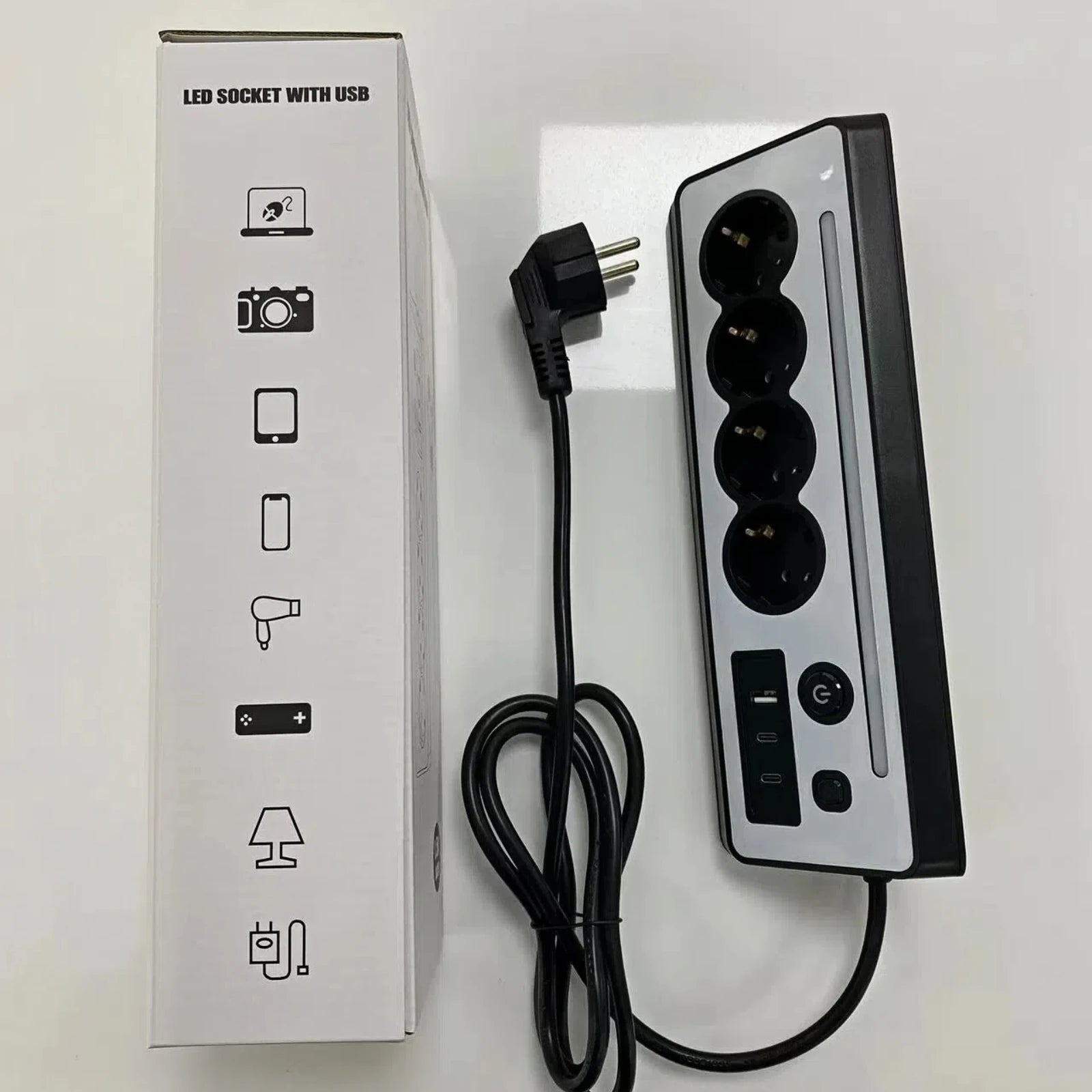 7-in-1 wall-mounted socket with night light, USB-A/C fast charging, 1.5-meter extension cable suitable for home bedrooms