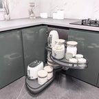 Kitchen corner rotation, small-sized monster flying saucer