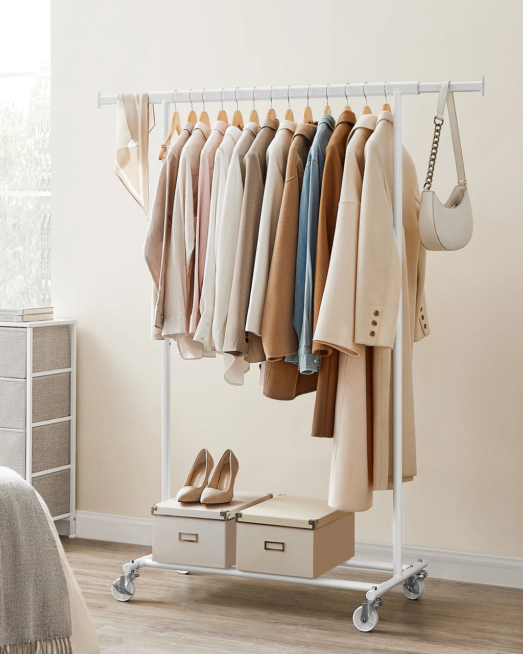 SONGMICS dresses stand on wheels, heavy-duty coat rack stand, extendable dresses Rod, up to 100 kg
