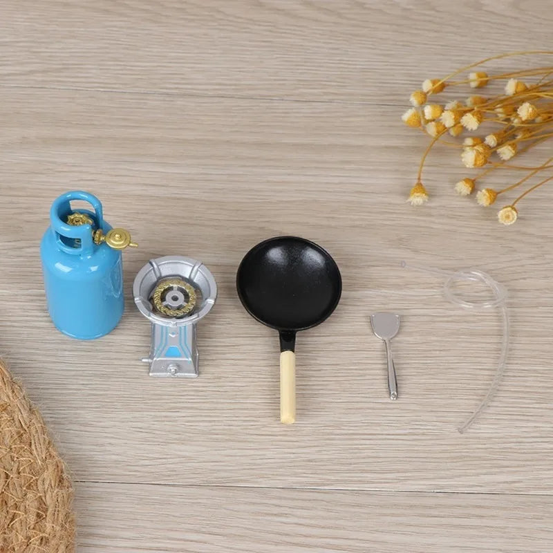 4Pcs/Set 1/12 Dollhouse Miniature Kitchen Toys Alloy Gas Stove Tank Utensils Tool Miniature Food Girls Toys for Children