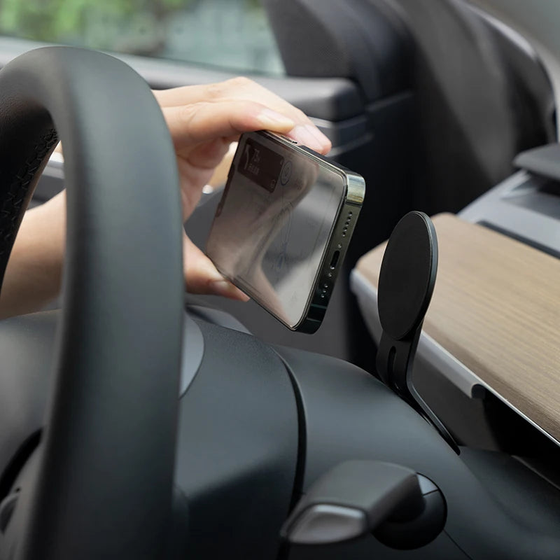 For Tesla Model 3 2019-2022 Model Y Steering Wheel Magnetic Phone Holder Auto Phone Mount Stand For Apple  Huawei Smart Phone