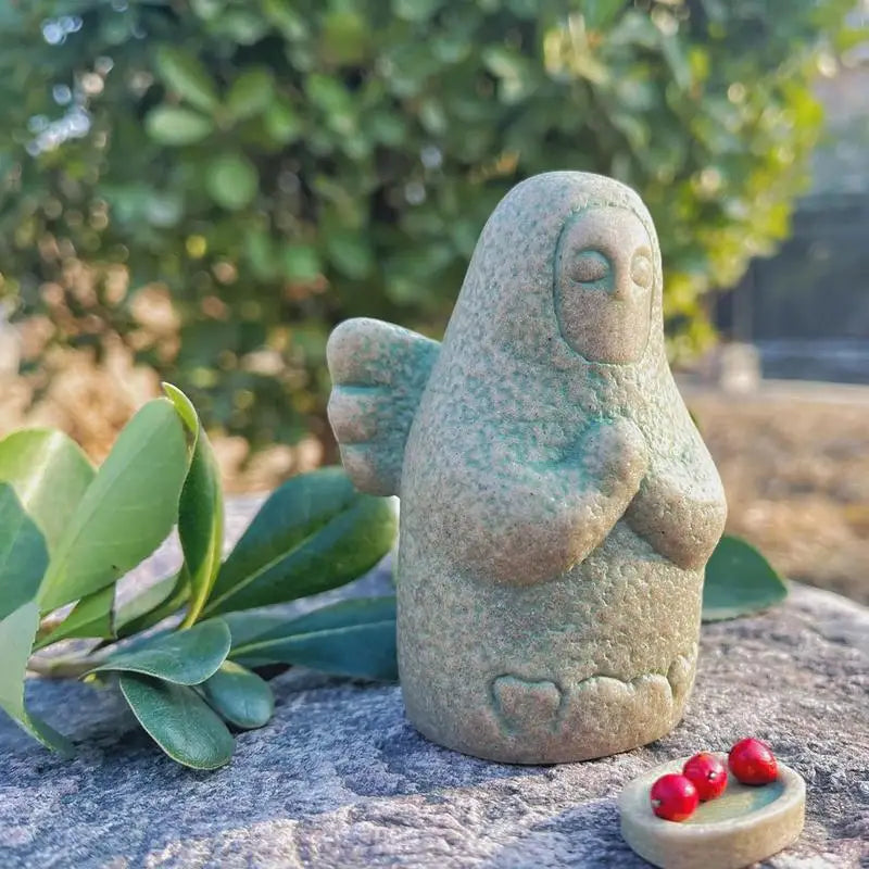 Praying Angel Statue, Goddess Hylia Statue, Resin Statue Fish Tank Decoration, Desk Decoration, Game Room Decoration