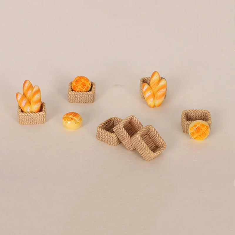 1/12 Decorative Dollhouse Kitchen Simulation Bread Set with Basket