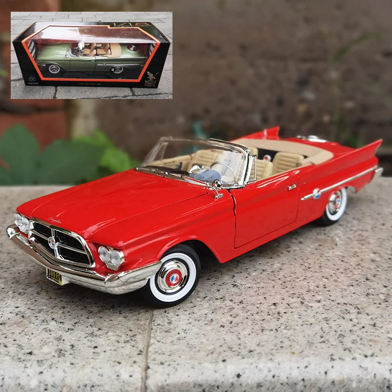 1:18 Chryslers 300FC 1960 Alloy Sports Car Model Diecast Metal Classic Retro Vehicles Car Model Simulation Collection Kids Gifts