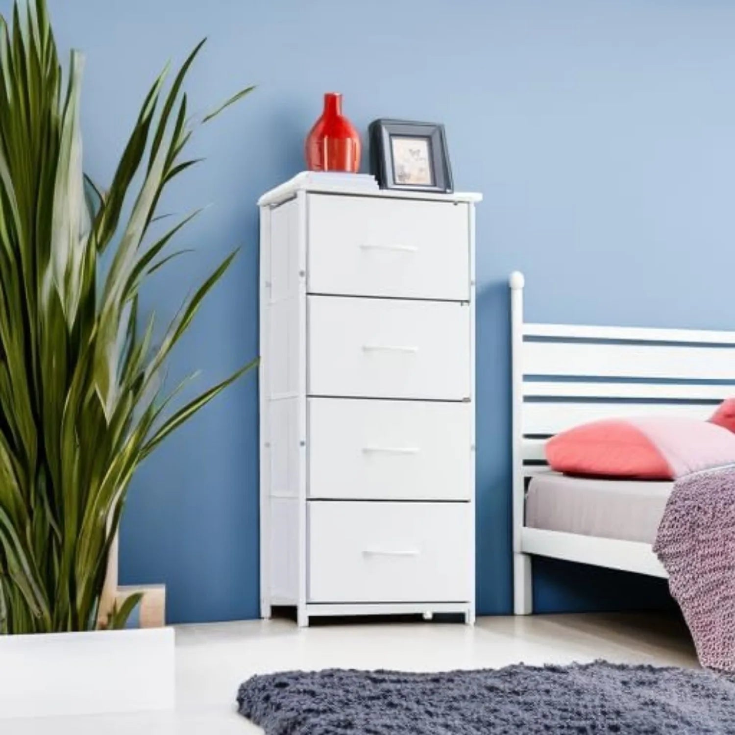 Tall Dresser for Bedroom with 4 Drawers, Storage Organizer Chest of Drawers with Removable Fabric Bins for Living Room Closet