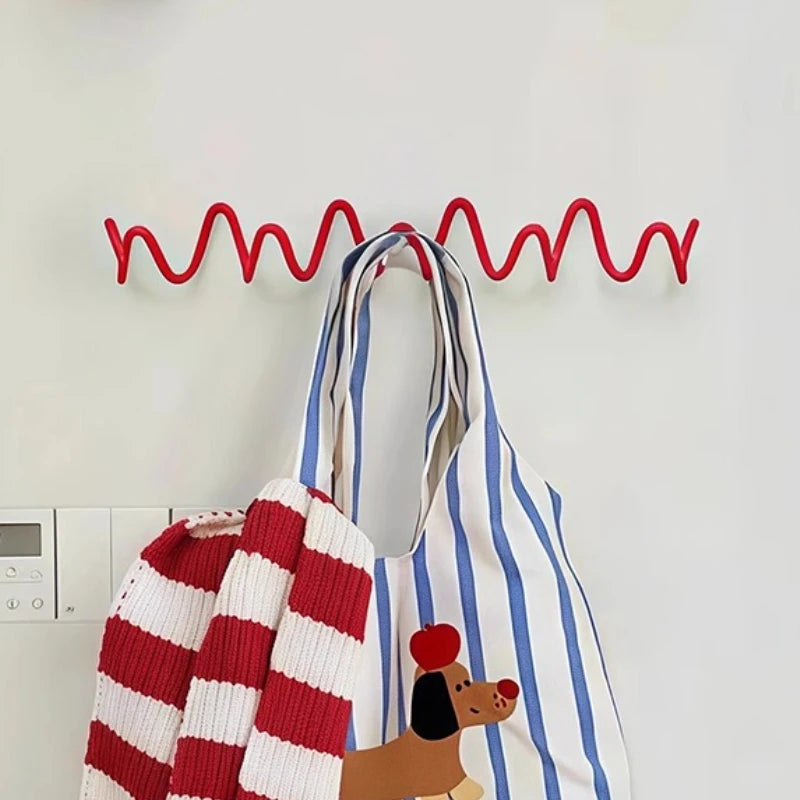 Creative Wave Coat Racks Minimalist Clothes Racks Wall Organizer Coat Hanger Living Room Clothing Shelf Interior Furniture