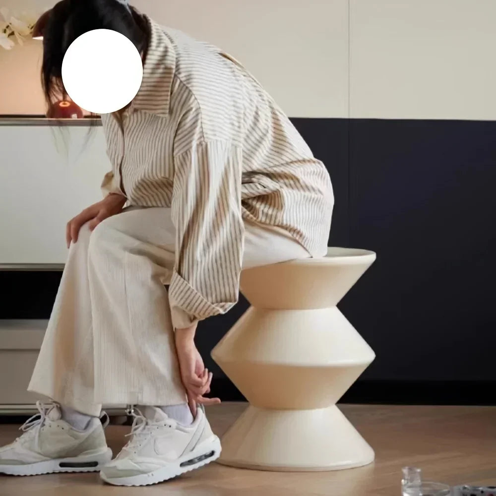 Chic Shoe Changing Stool, Elegant Hourglass Shaped Round Stool Perfect for Living Room & Bedroom - Available in White/Black
