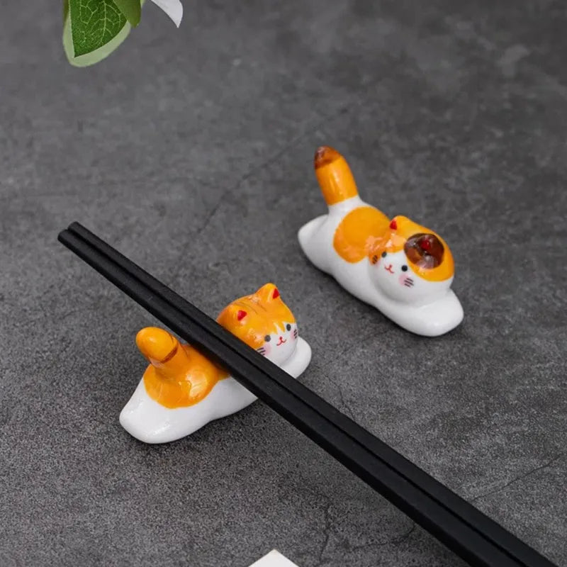 Ceramic Cat Chopstick and Utensil Holder Spoon Fork Rest Stand Japanese Style Tableware Storage Rack for Kitchen Organization